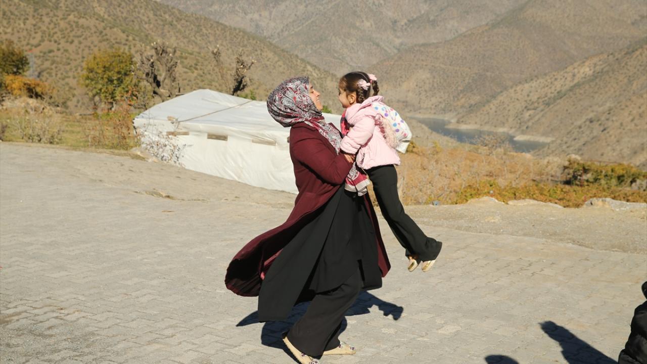 "Öğretmenlik bence meslek değil gönül işi"