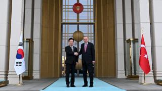 Cumhurbaşkanı Erdoğan, Güney Kore Devlet Başkanı Lee'yi resmi törenle karşıladı