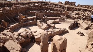 Karahantepe'de amfi tiyatroyu andıran Neolitik mimari yapı ortaya çıkarıldı