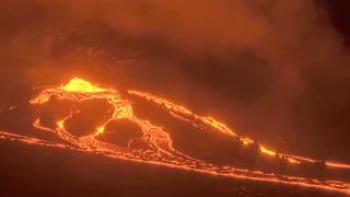 Hawaii'de Kilauea Yanardağı yeniden lav püskürttü