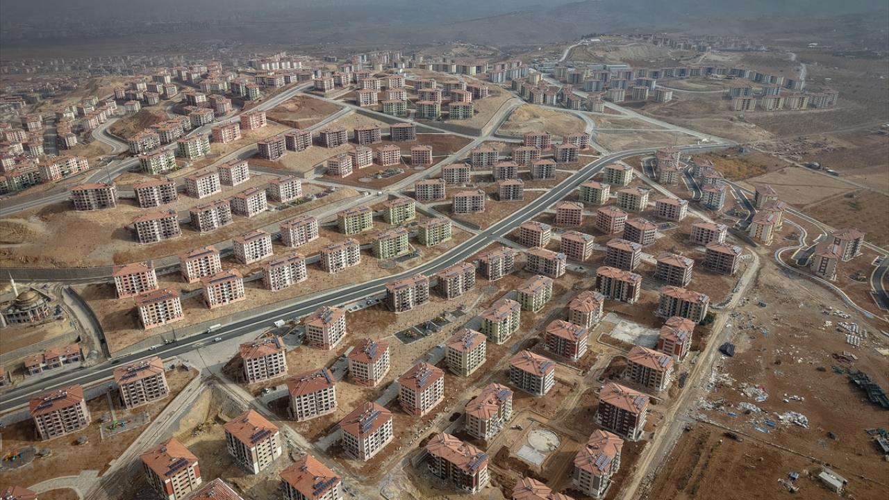 Depremlerden etkilenen Malatya'nın çehresi alt ve üstyapı yatırımlarıyla değişiyor