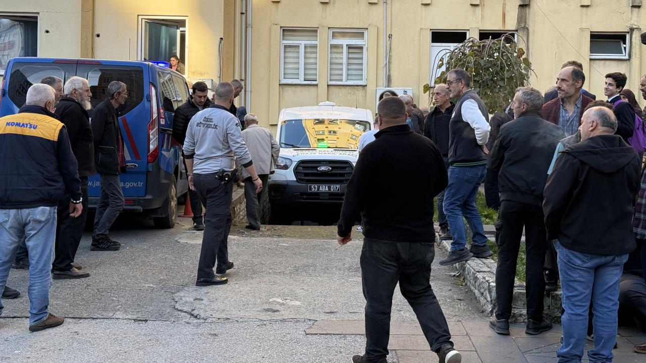 Rize’de serenderin devrilmesi sonucu 2 kişi öldü, 1 kişi yaralandı