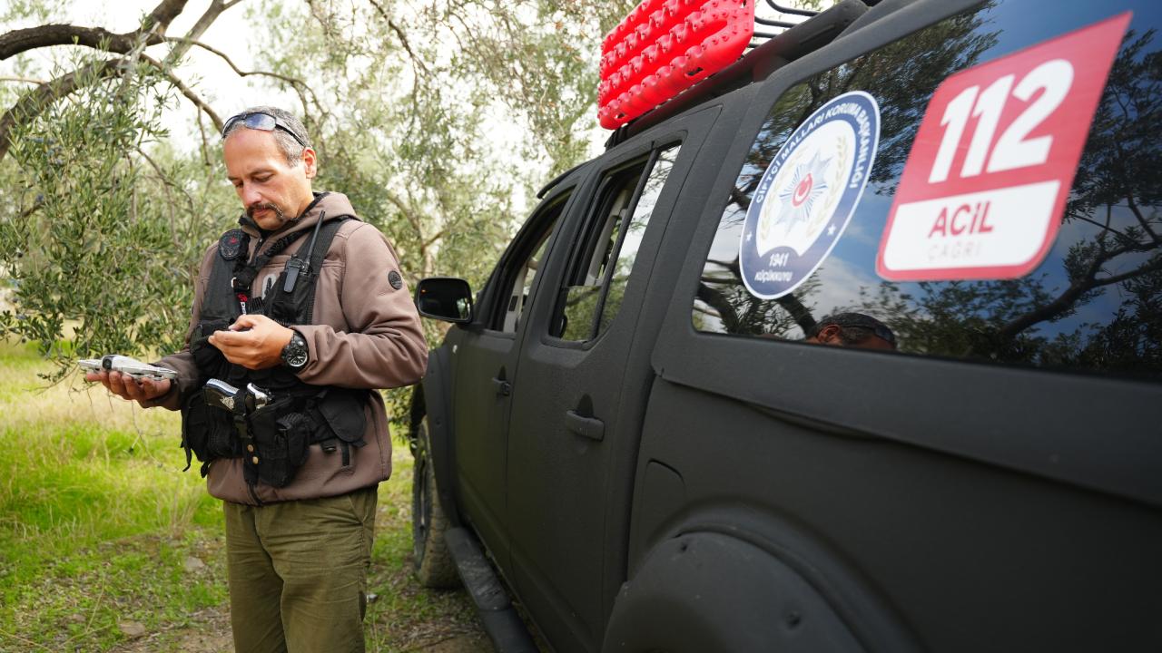 12 bin dönüm zeytinlik dronlu bekçiyle koruma altında