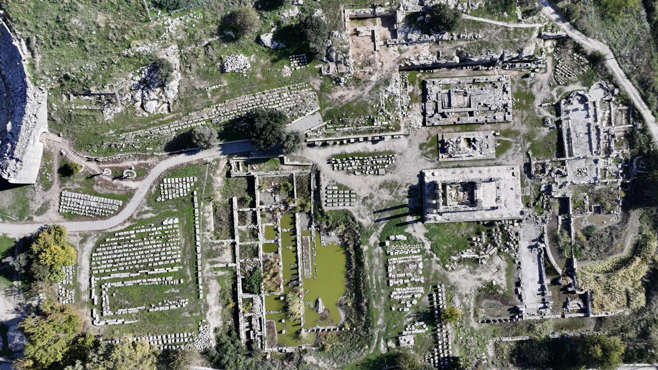 "Letoon ve yakınındaki Xanthos Antik Kenti, Likya Yolu güzergahında"