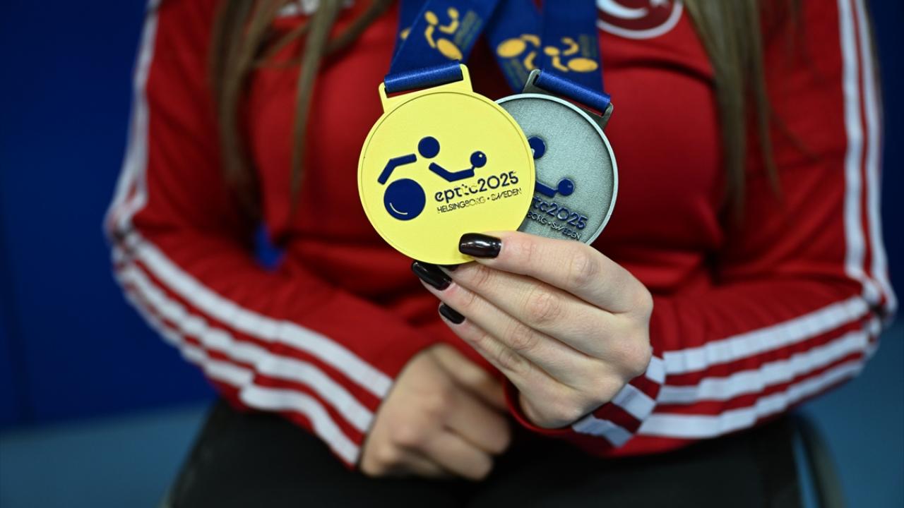 "Hiçbir engelin, hedeflerin önüne geçebileceğine inanmıyorum"