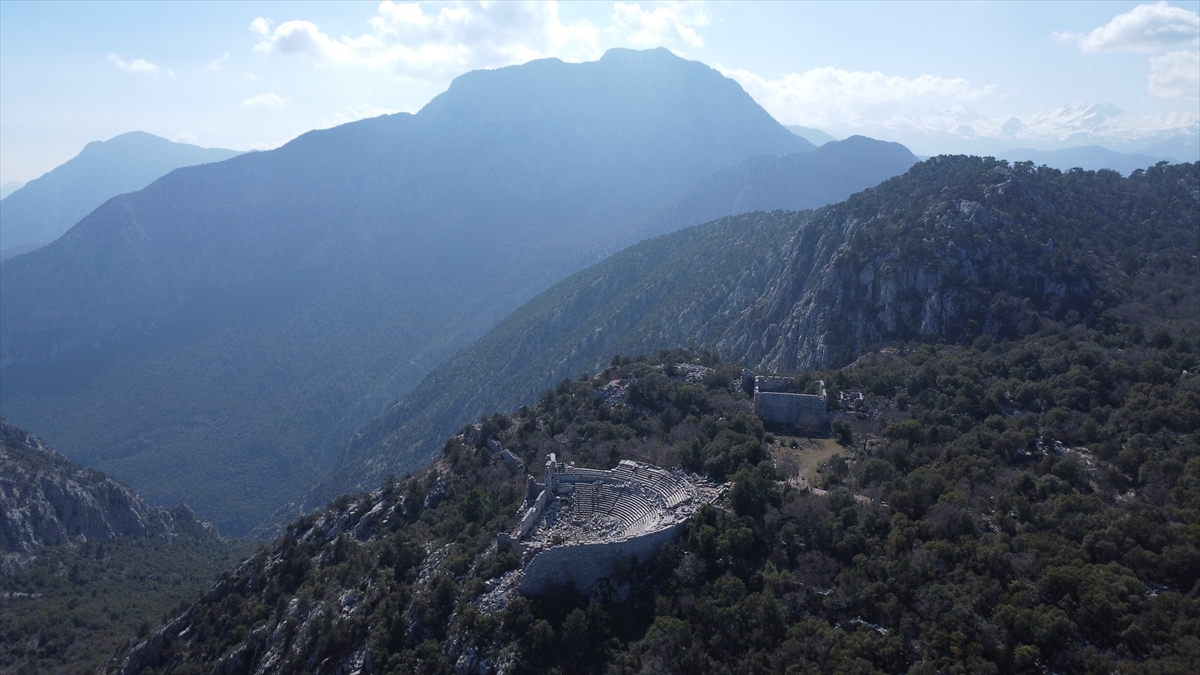 Deniz savaşları bile canlandırılmış