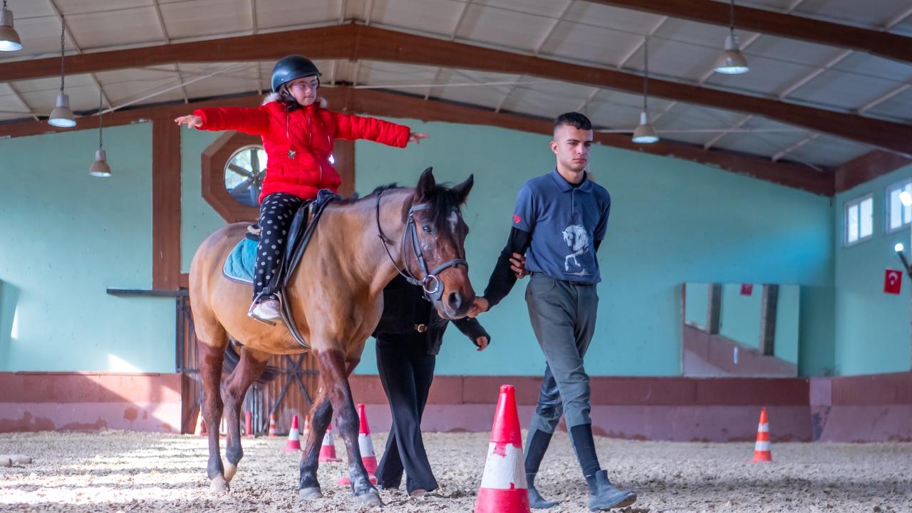 Antalya'da Dünya Engelliler Günü etkinliği