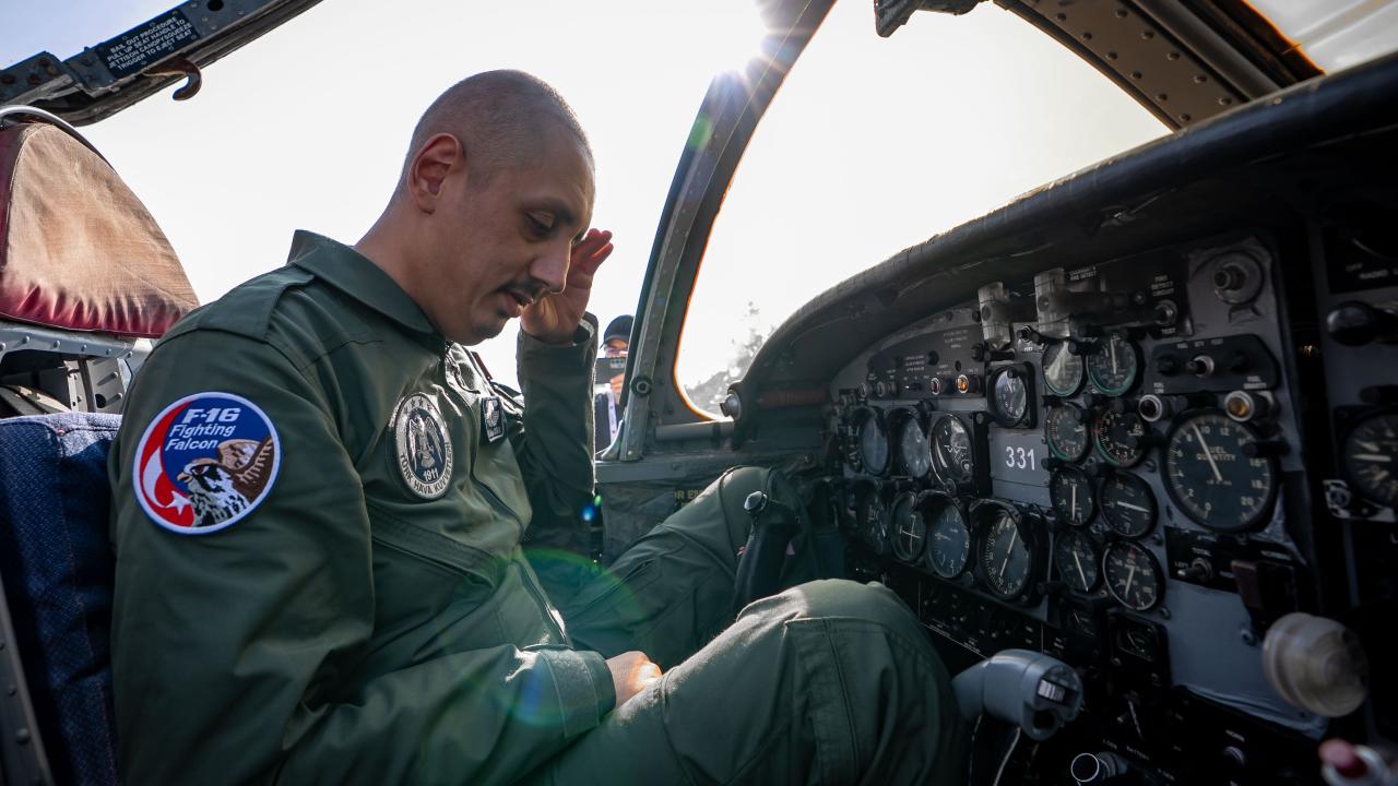 MSB, engelli gencin pilotluk hayalini gerçekleştirdi