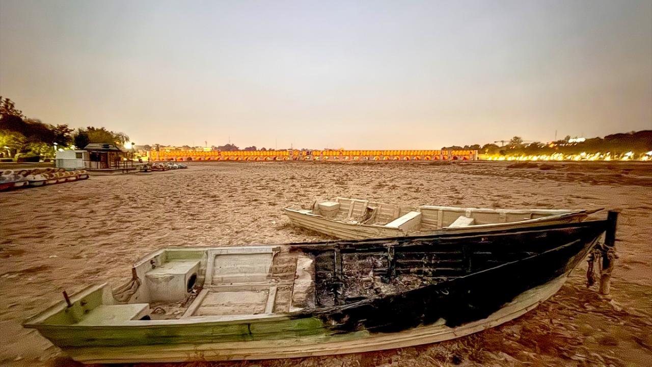 İran’da Zayende Nehri kurudu