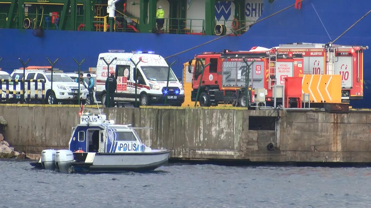 Kocaeli'de balıkçı teknesi alabora oldu: 1 ölü