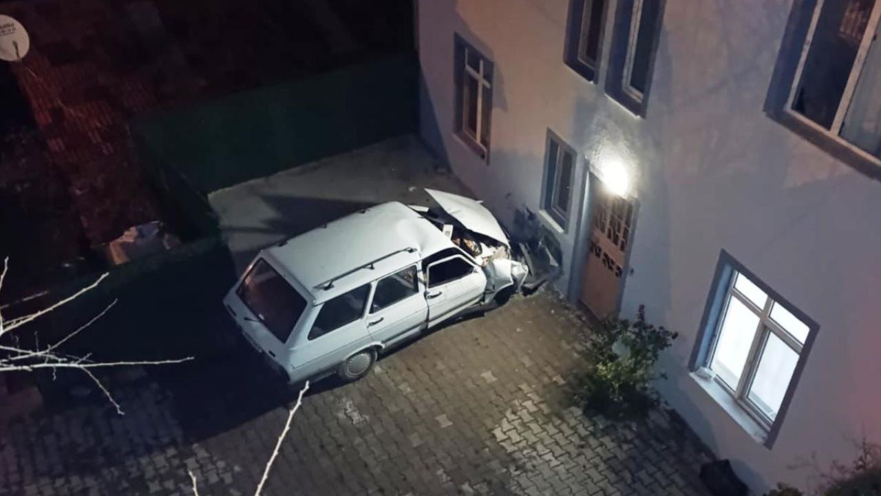 trafik kazasi 2421828