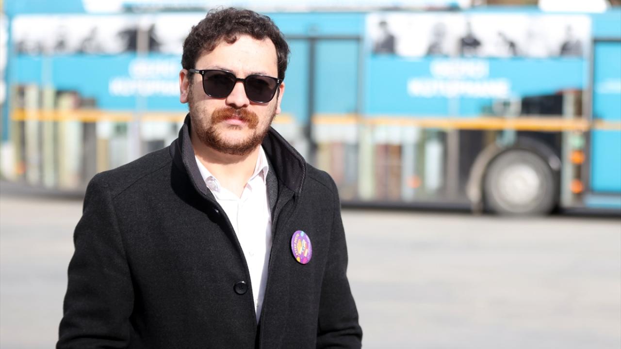 "Öğrenciler bizi gerçekten büyük bir mutlulukla karşılıyor"