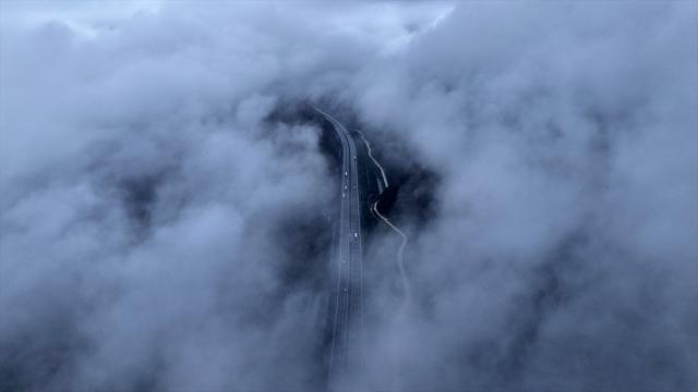 Bolu Dağı'nda sağanak ve sis etkili oldu