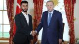 Cumhurbaşkanı Erdoğan Oscar ödüllü Filistinli yönetmen Basel Adra ile görüştü