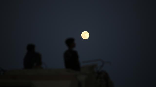 Gazze'de süper ay görüntülendi