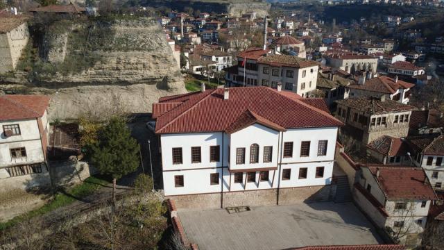 Karabük'te "Kalealtı Eğitim ve Kent Tarihi Müzesi" ziyaretçilerini bekliyor