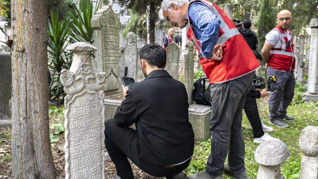 İstanbul'un tarihi mezar taşları kayıt altına alınıyor