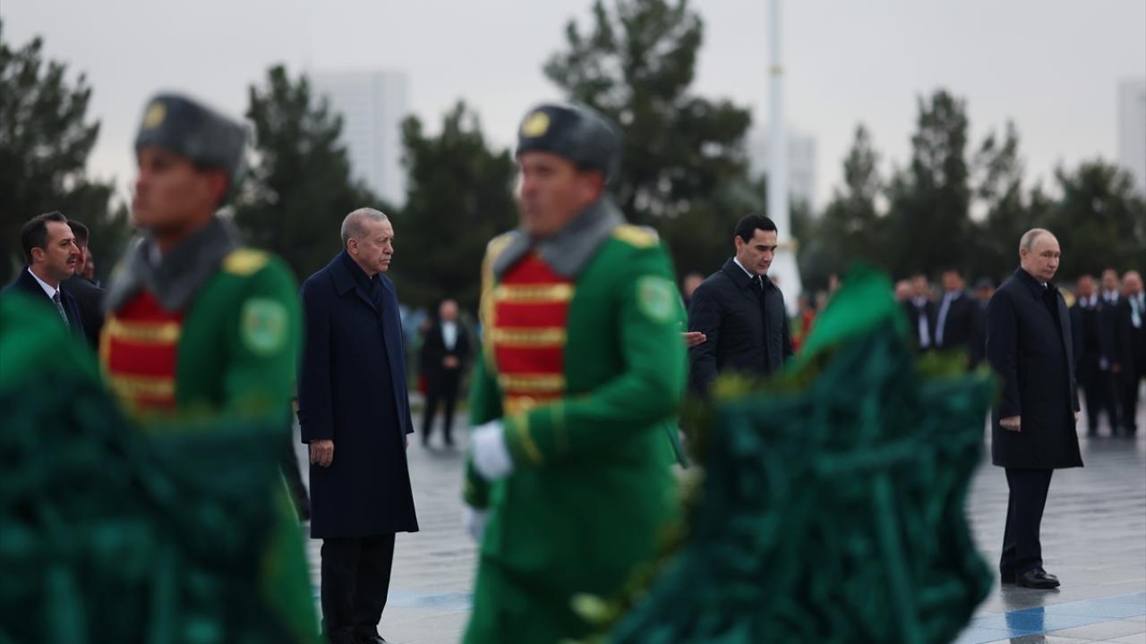 Katılımcılara hitap edecek