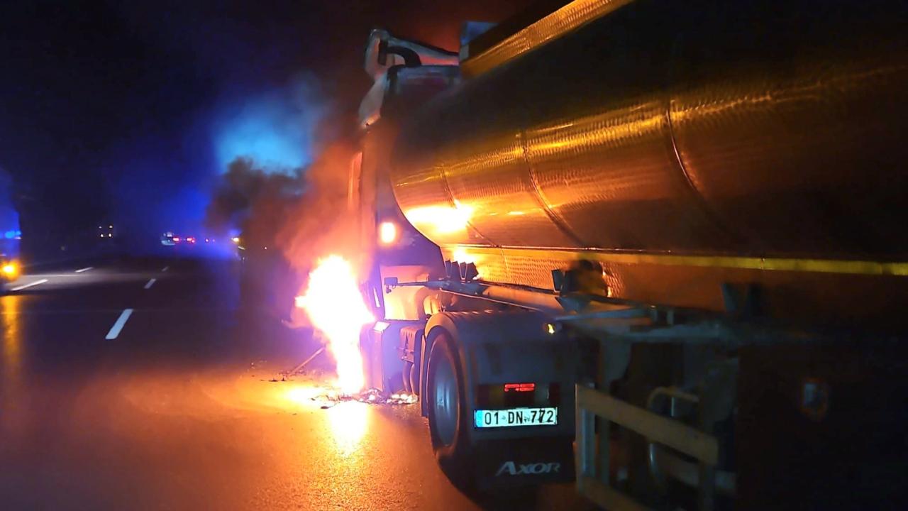 Tankerde başlayıp ormanlık alana sıçrayan yangın söndürüldü