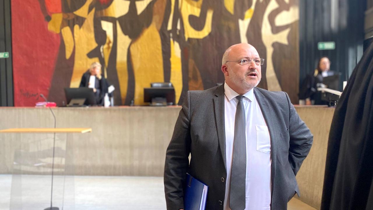 Fransa'da belediye başkanı yolsuzluk nedeniyle görevden uzaklaştırıldı