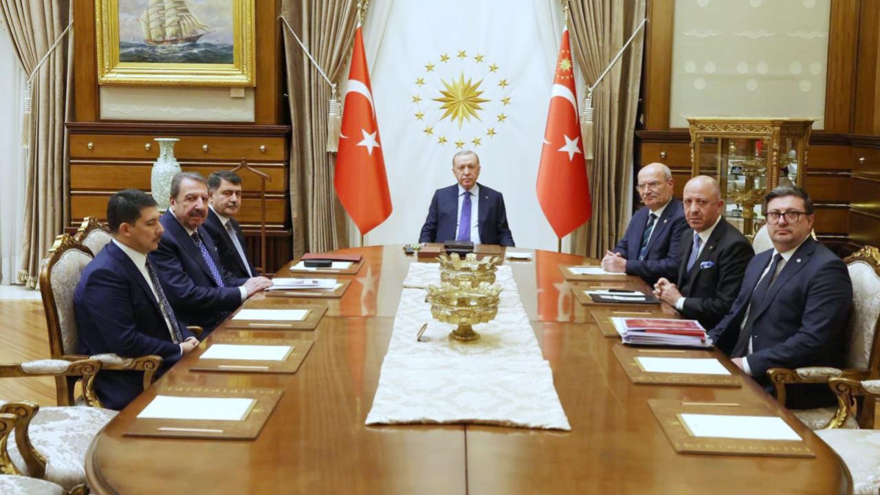 Cumhurbaşkanı Erdoğan, ATO’nun yürüttüğü çalışmalar hakkında bilgi aldı