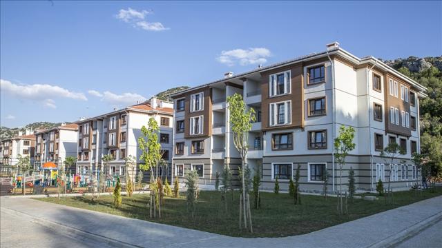 Deprem bölgesinde 455 bin konut tamam