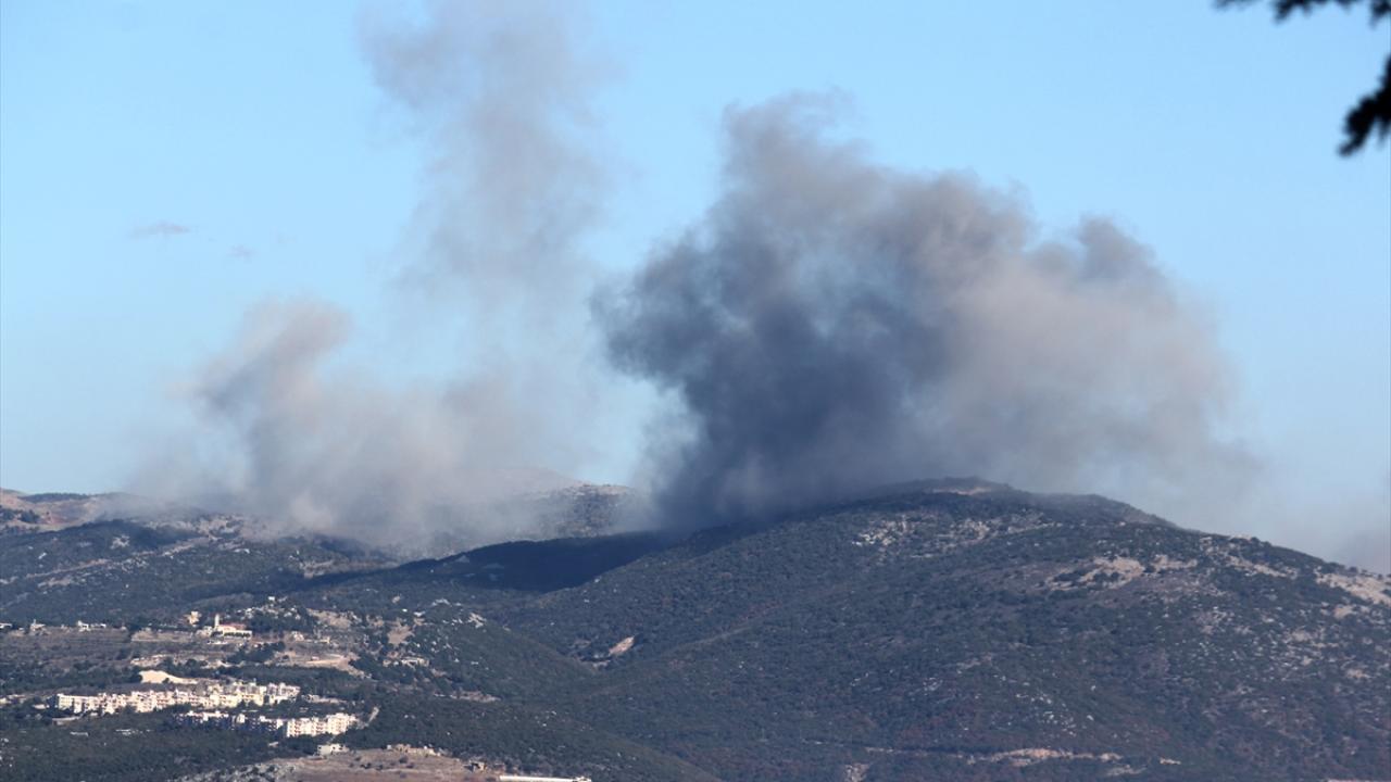İşgalci İsrail, Lübnan’da birçok bölgeye hava saldırıları düzenledi
