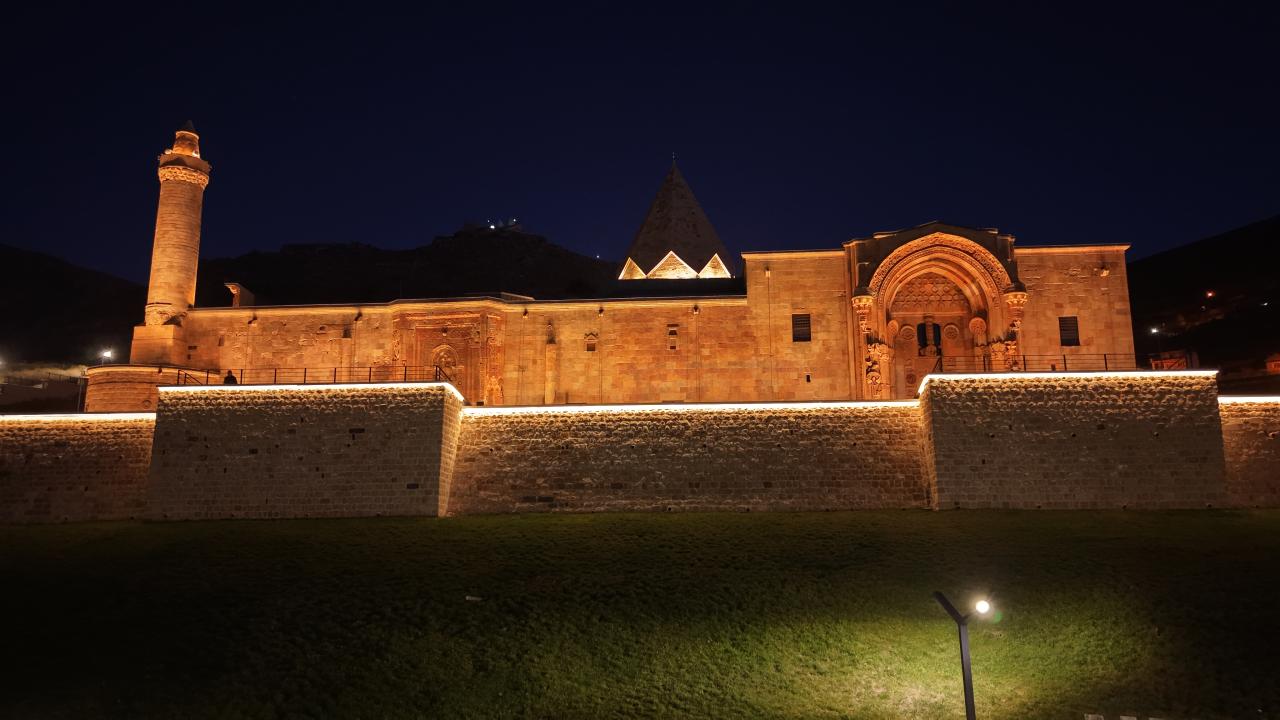 `Buranın her anını yaşasınlar`