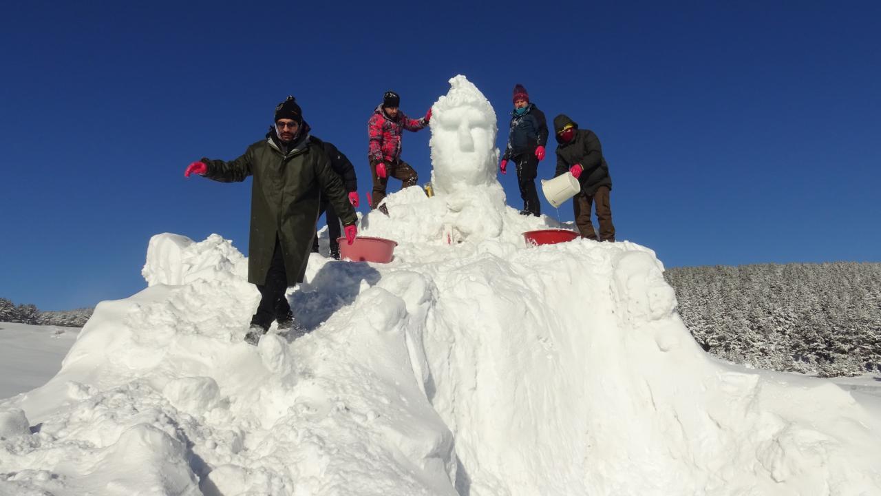 "Etkinlikler kapsamında heykellerin açılışı 3-4 Ocak`ta yapılacak"