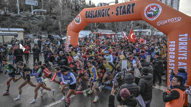 Ankara'da 90. Büyük Atatürk Koşusu yapıldı