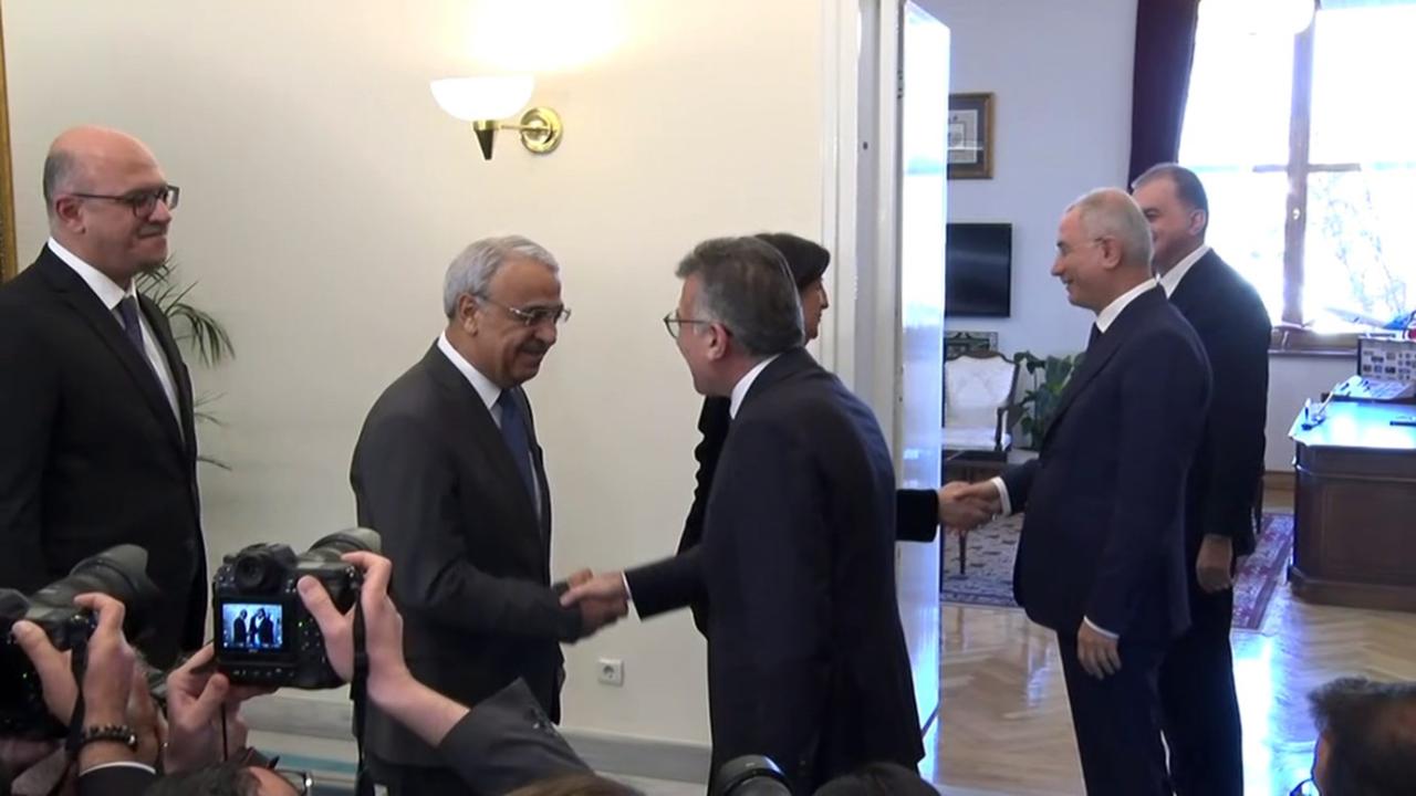 DEM Parti’den AK Parti Grubu’na ziyaret