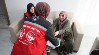 "Kahve Bahane" projesiyle ziyaret edilen yaşlıların ihtiyaçları gideriliyor