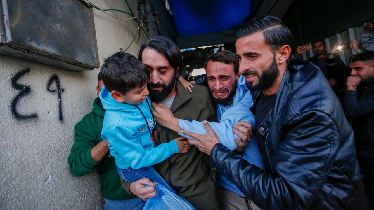 Haydut İsrail'in alıkoyduğu 6 Filistinli aylar sonra serbest kaldı