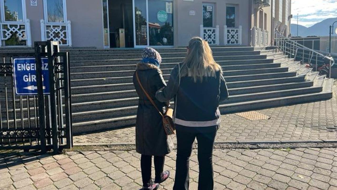 8 yıldır aranan firari FETÖ'cü kardeşinin kimliğiyle yakalandı