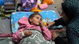Gazze'de tedavi olamayan çocuklar, hastane köşelerinde ölümle pençeleşiyor