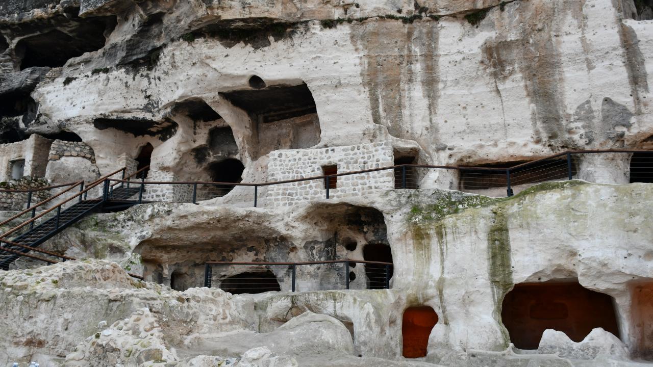 Batman Hasankeyfte restore edilen 10 mağara turizme açıldı