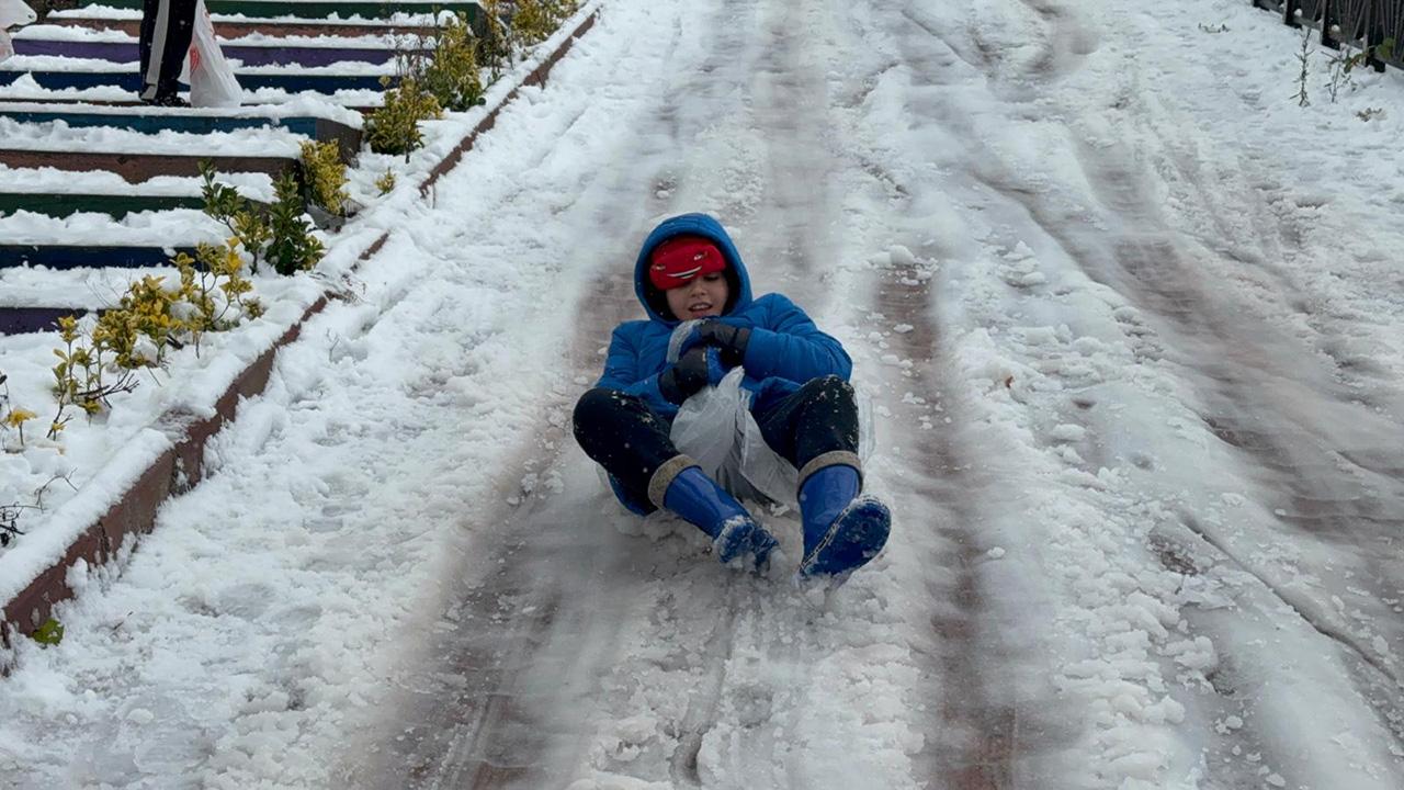 Zonguldak'ta eğitime kar molası