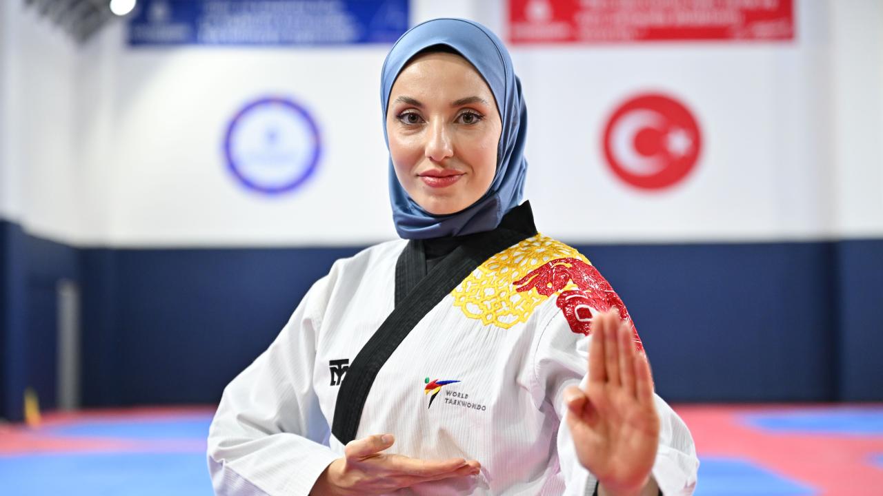 Milli tekvandocu Dağlı: İlk zamanlarda başarımı değil, başörtümü konuştular