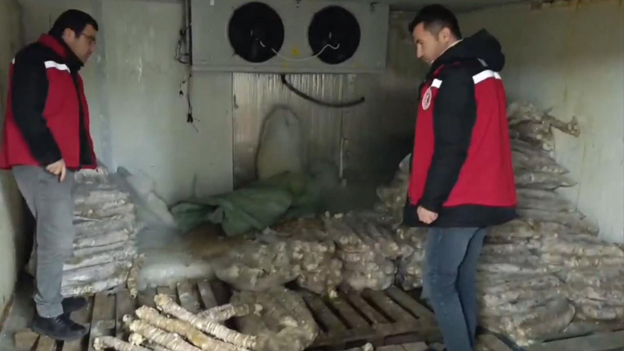 Manisa’da piyasa değeri yaklaşık 4 milyon lira olan bozulmuş kokoreç ele geçirildi