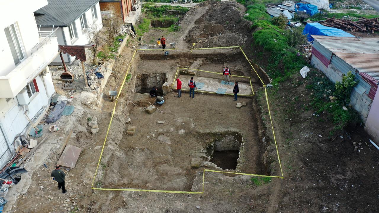 Hatay'da Geç Antik Çağ'a ait mozaik bulundu