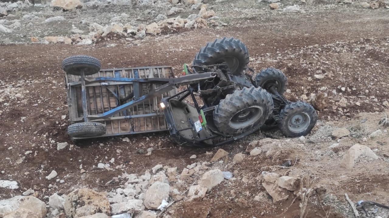 Şırnakta traktör devrildi: 12 yaralı