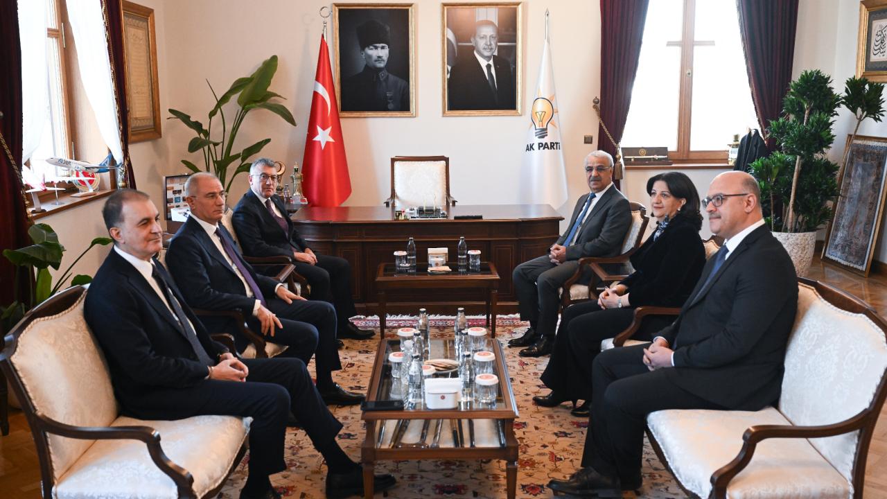 DEM Parti'den AK Parti Grubu'na ziyaret
