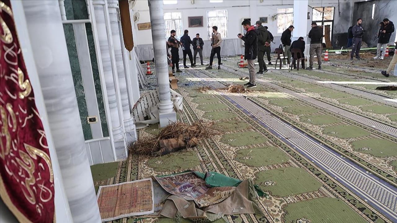 Arap ülkeleri, Suriye'de camiyi hedef alan terör saldırısını kınayarak dayanışma mesajı verdi