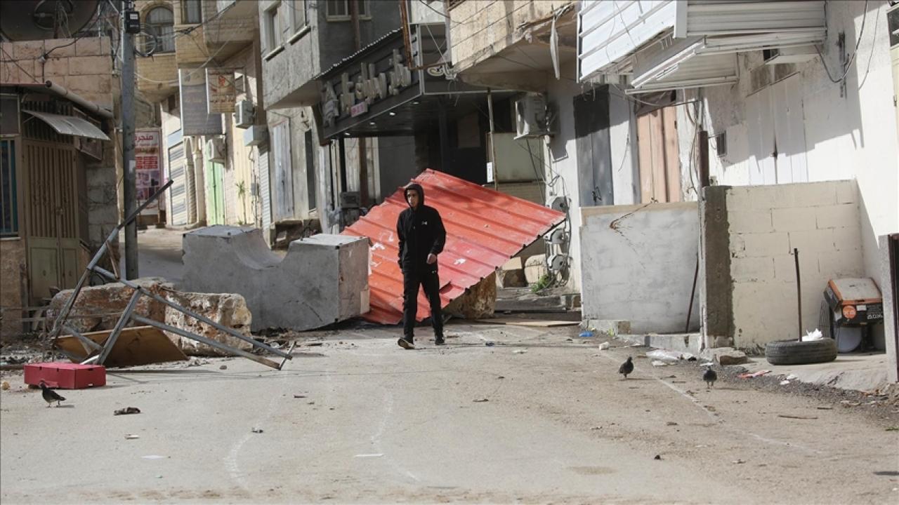 Batı Şeriada işgalci İsrailliler, Filistinlilerin mülklerine saldırdı