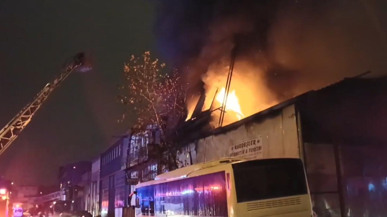 Bursa'da iş yeri yangını