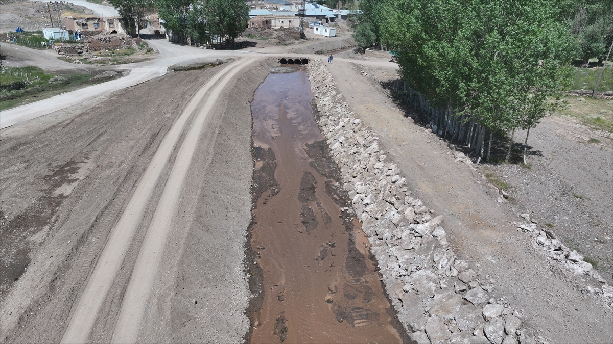 "Suyu kontrol etmeye çalışıyoruz"