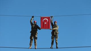 Isparta'da uzman erbaş ve sözleşmeli erler mezun oldu