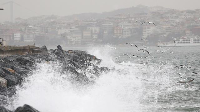 Meteoroloji'den 14 kente "fırtına" uyarısı