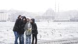 İstanbul'da yılın ilk gününde kar yağışı etkisini giderek artırıyor
