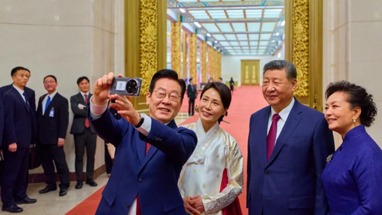 Güney Kore ile Çin arasında diplomatik selfie